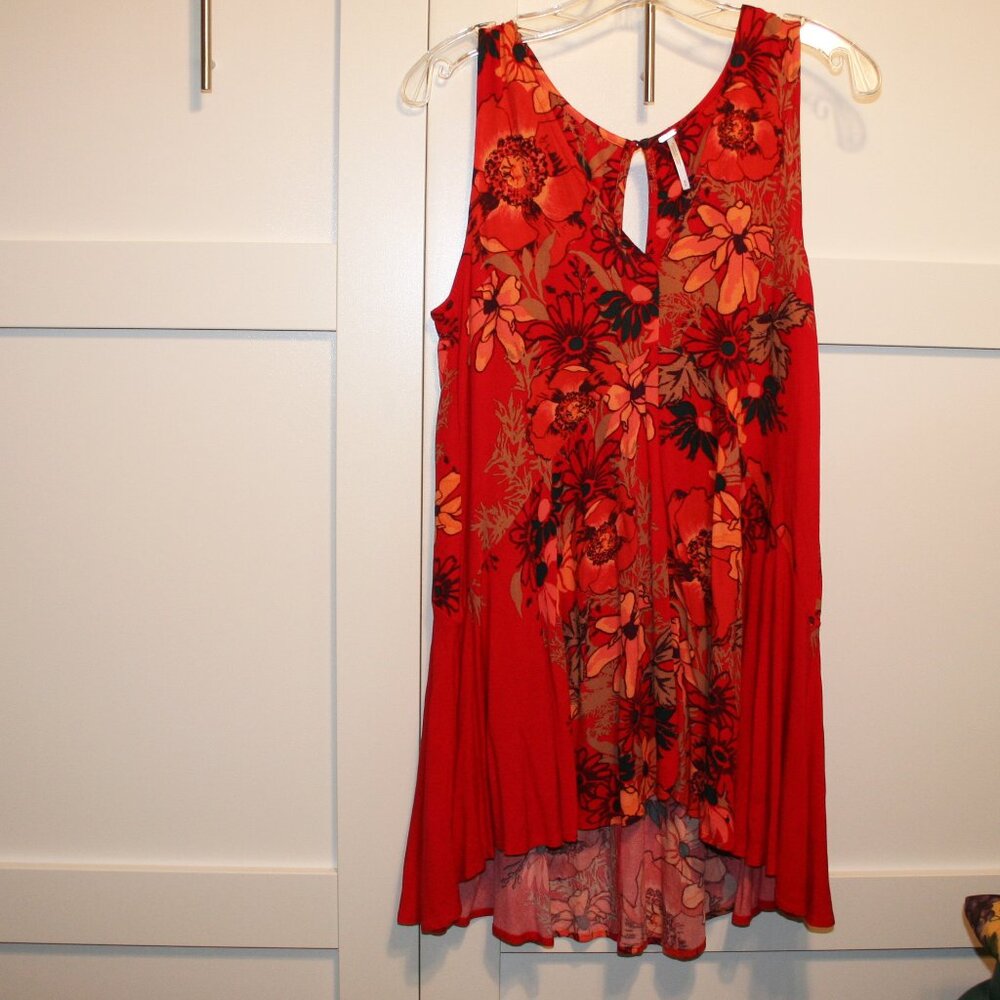 Free People Rayon Sleeveless Swing Dress in Red/Orange/Floral Size M